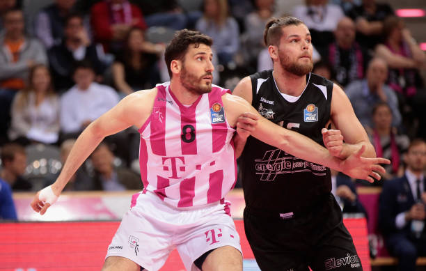 然令人动容 然令人动容