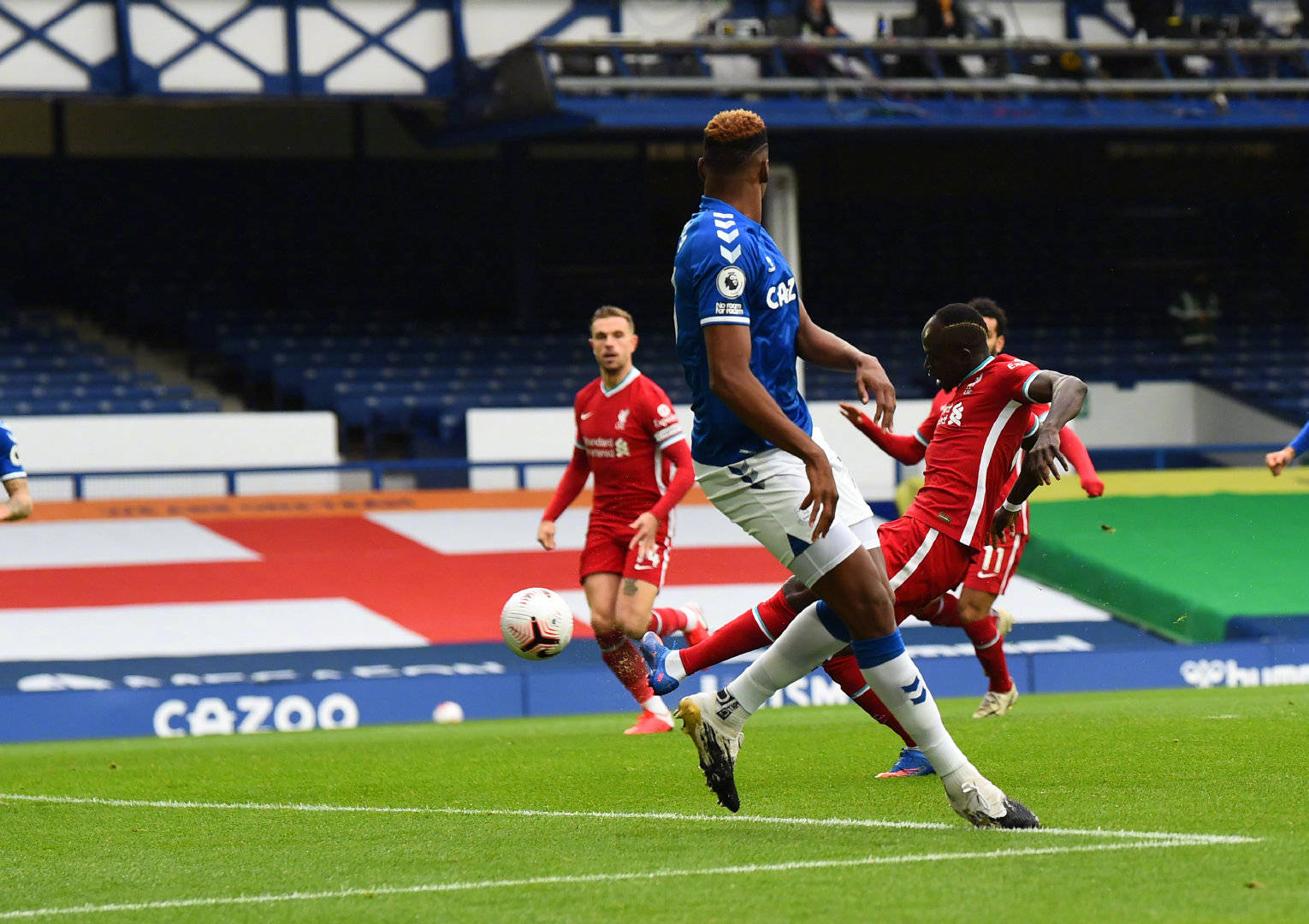 月鲁尼巅峰 月鲁尼巅峰